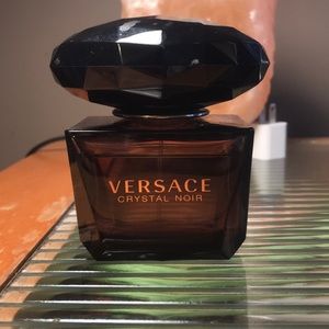 Versace Crystal Noir women’s perfume.